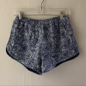 Outdoor Voices Stretch Crepe Track Short - Size M